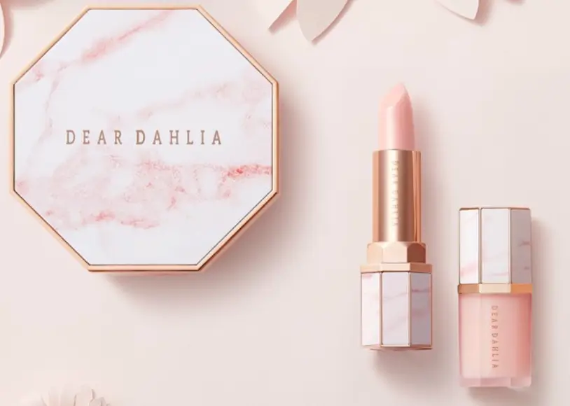 Kosmetyki Dear Dahlia w promocji 2+1 w Puder i Krem
